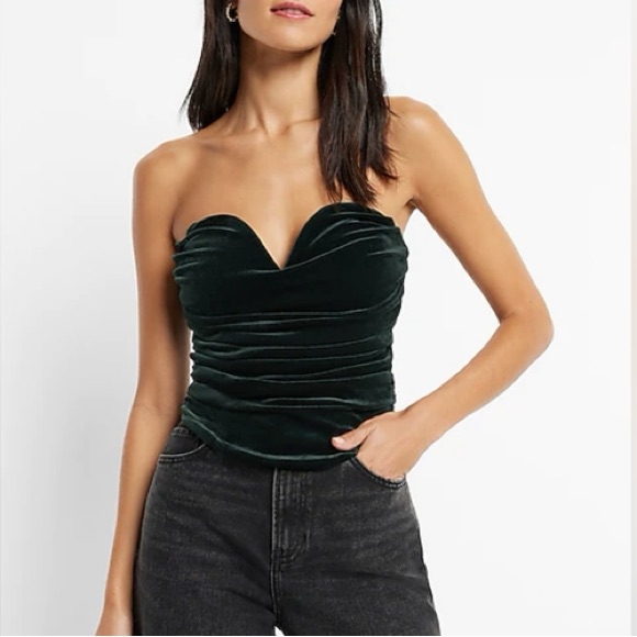 Express Fitted Body Contour Cropped Corset Top In Emerald Green Size Small